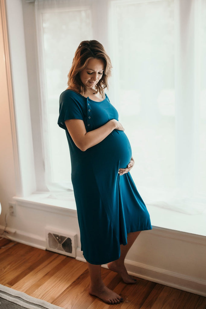 Labor essential!': More than 3,000  shoppers have bought this  ultra-comfy delivery and nursing gown in the last MONTH - and it's under  $30